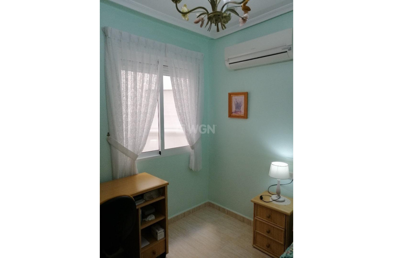 Reventa - Apartamento / piso - Torrevieja - Playa del Cura