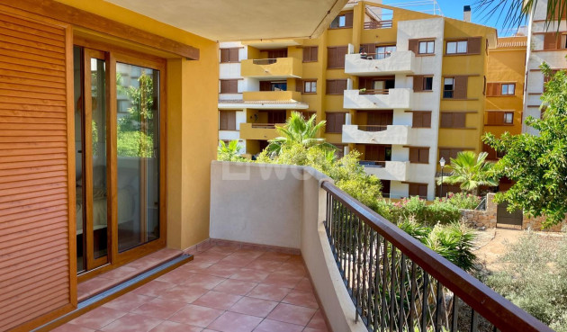 Resale - Apartment / flat - Orihuela Costa - Punta Prima