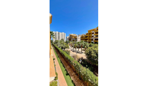 Reventa - Apartamento / piso - Orihuela Costa - Punta Prima