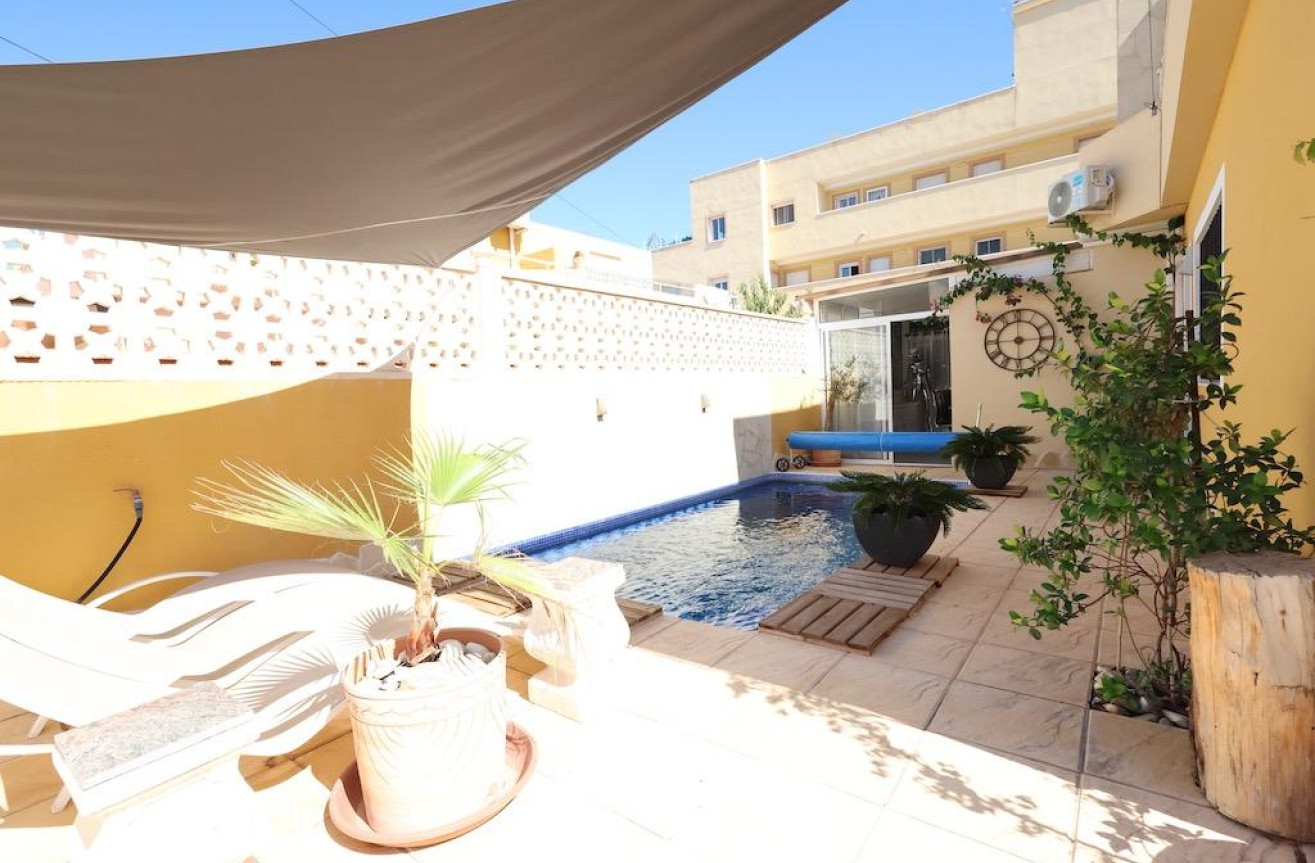 Resale - Townhouse - Orihuela Costa - Costa Blanca