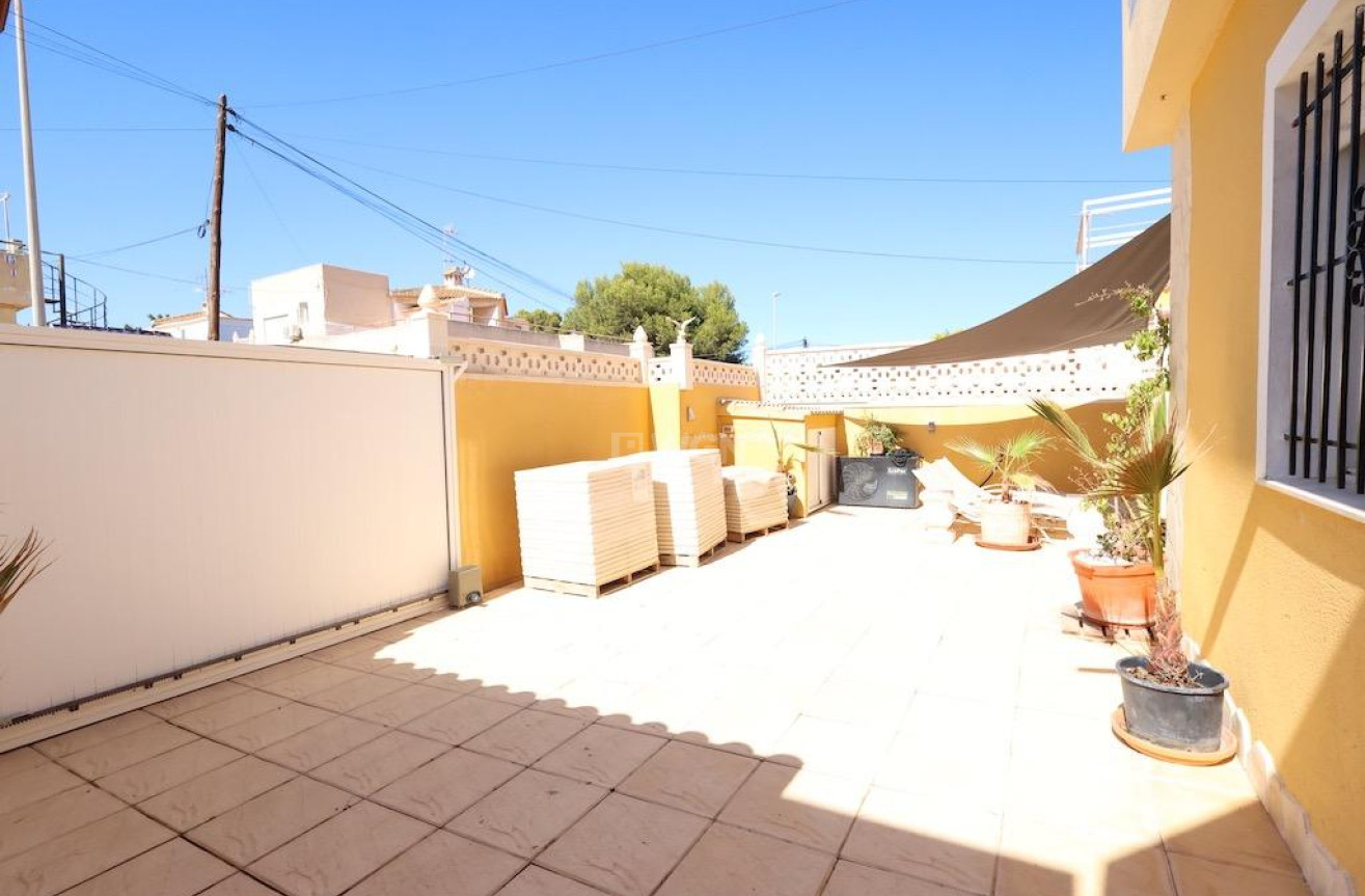 Resale - Townhouse - Orihuela Costa - Costa Blanca