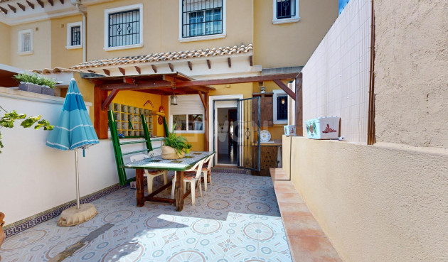 Resale - Villa - Torrevieja - Aguas Nuevas 1