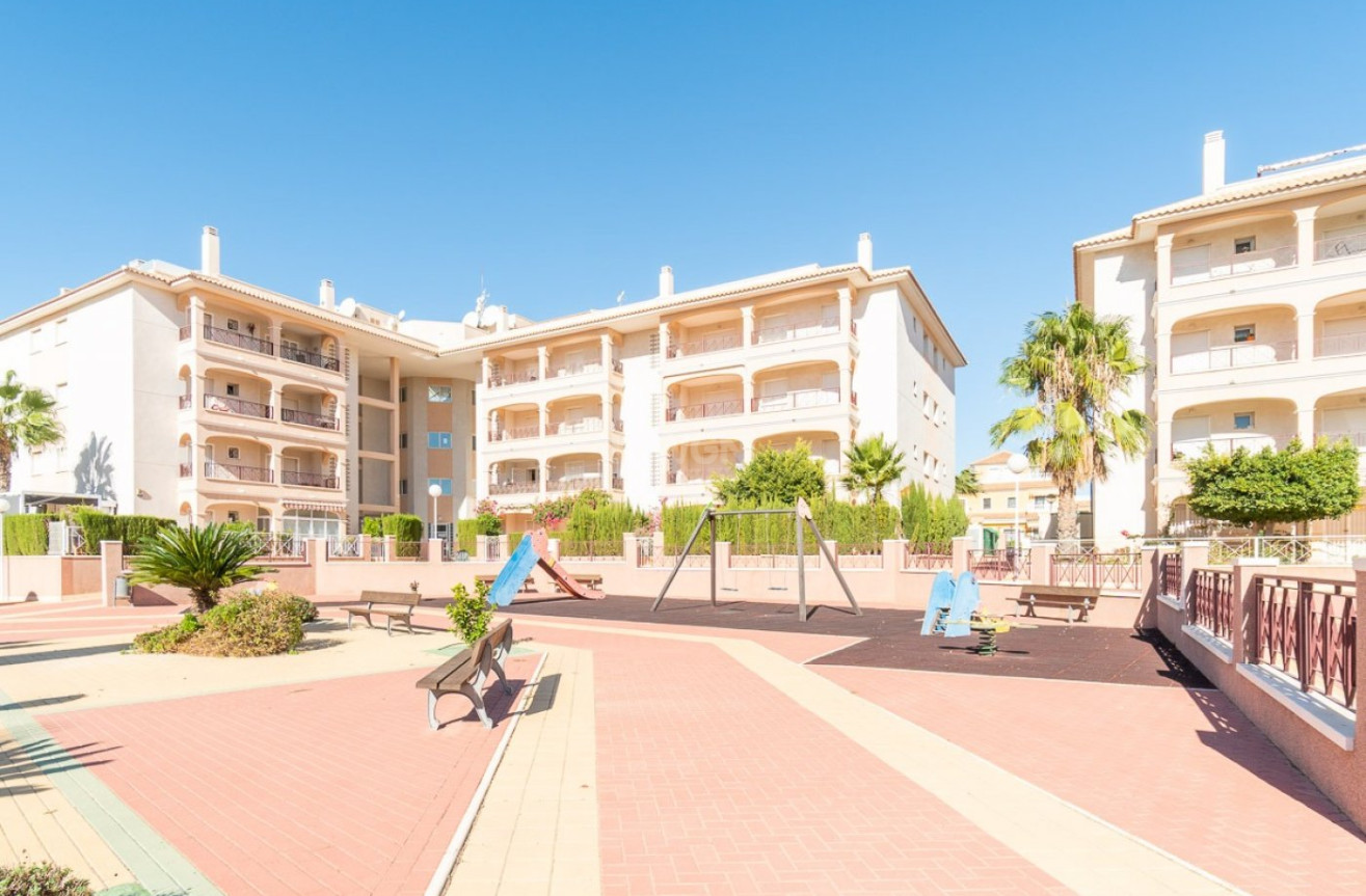 Resale - Apartment / flat - Orihuela Costa - Playa Flamenca