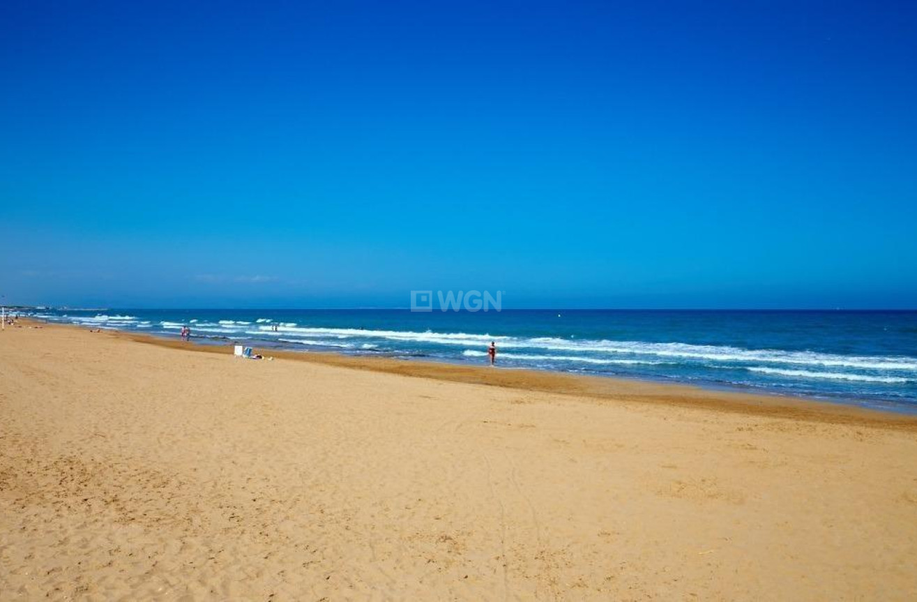 Odsprzedaż - Mieszkanie w bloku - Torrevieja - Torreblanca