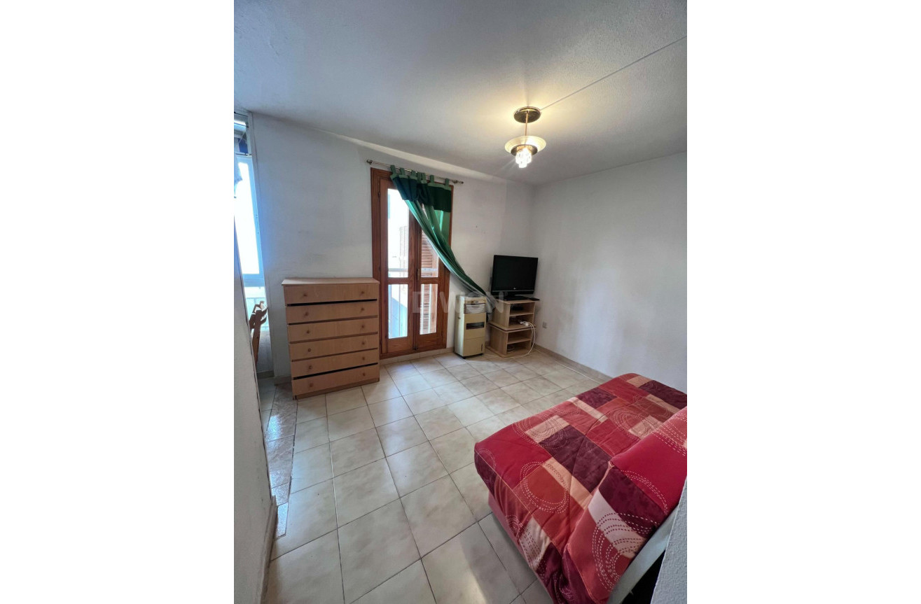 Resale - Apartment / flat - Torrevieja - Acequion