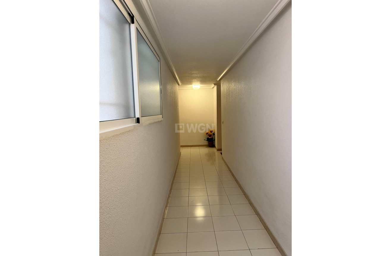 Resale - Apartment / flat - Torrevieja - Acequion