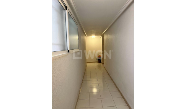 Resale - Apartment / flat - Torrevieja - Acequion