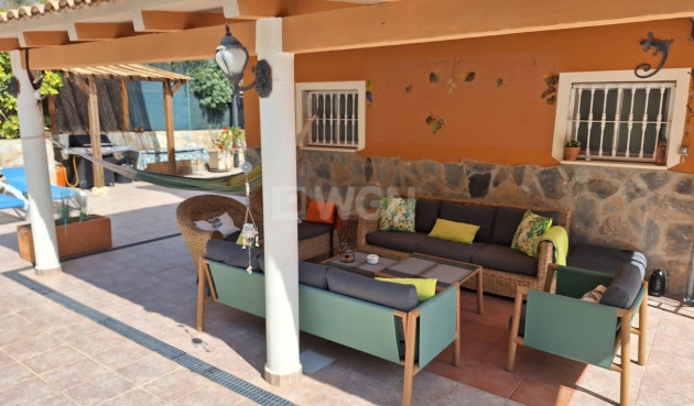 Resale - Villa - El Campello - Costa Blanca