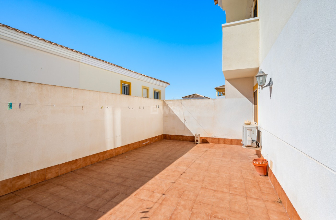 Reventa - Apartamento / piso - Orihuela - Inland