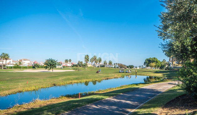 Odsprzedaż - Mieszkanie w bloku - Mar Menor Golf Resort - Inland