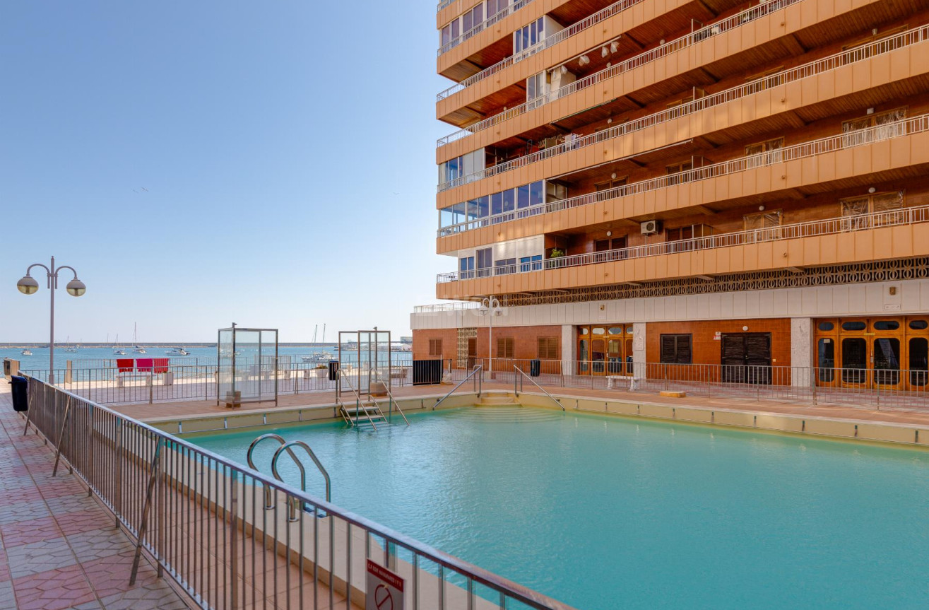 Resale - Apartment / flat - Torrevieja - Costa Blanca