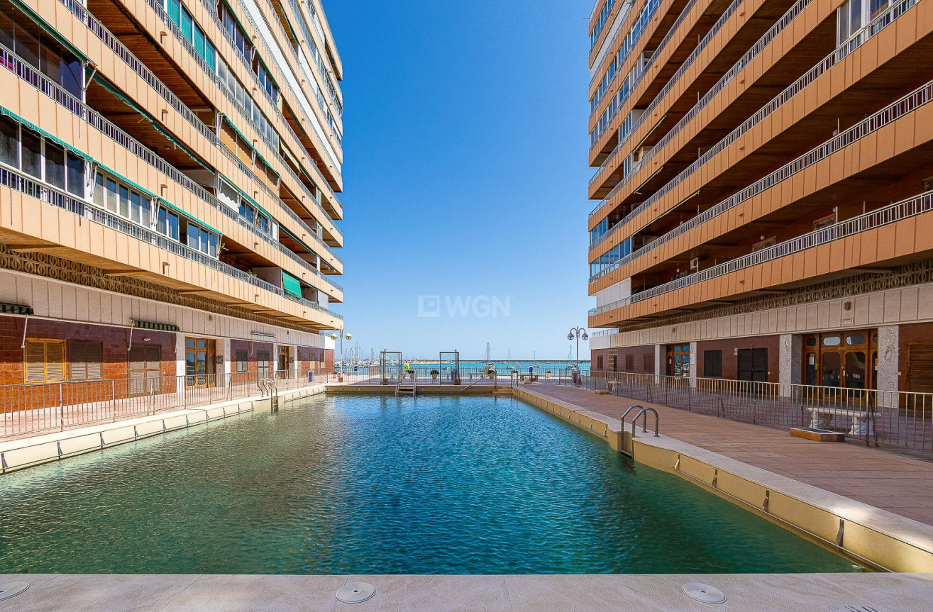 Resale - Apartment / flat - Torrevieja - Costa Blanca