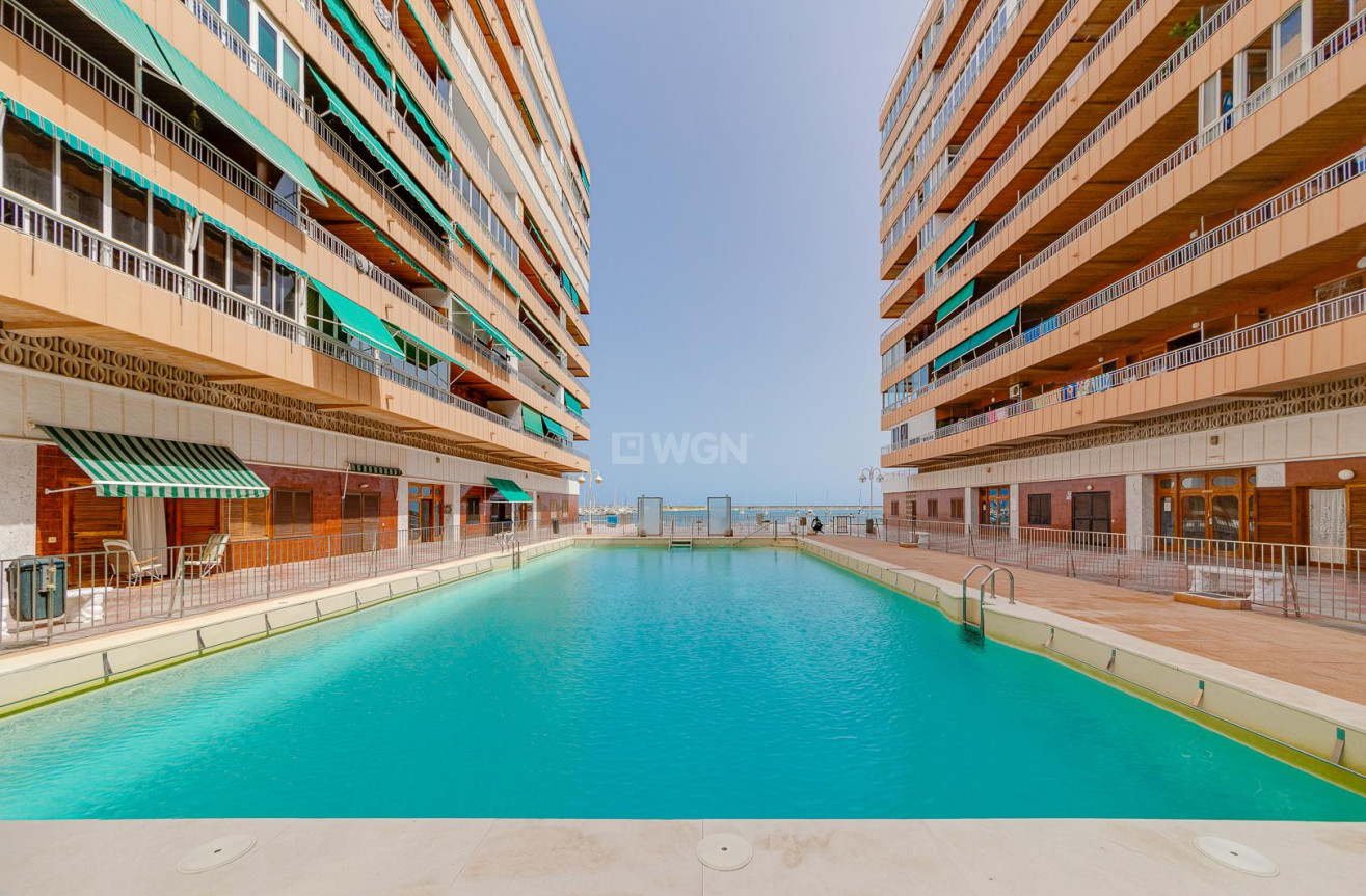 Resale - Apartment / flat - Torrevieja - Costa Blanca