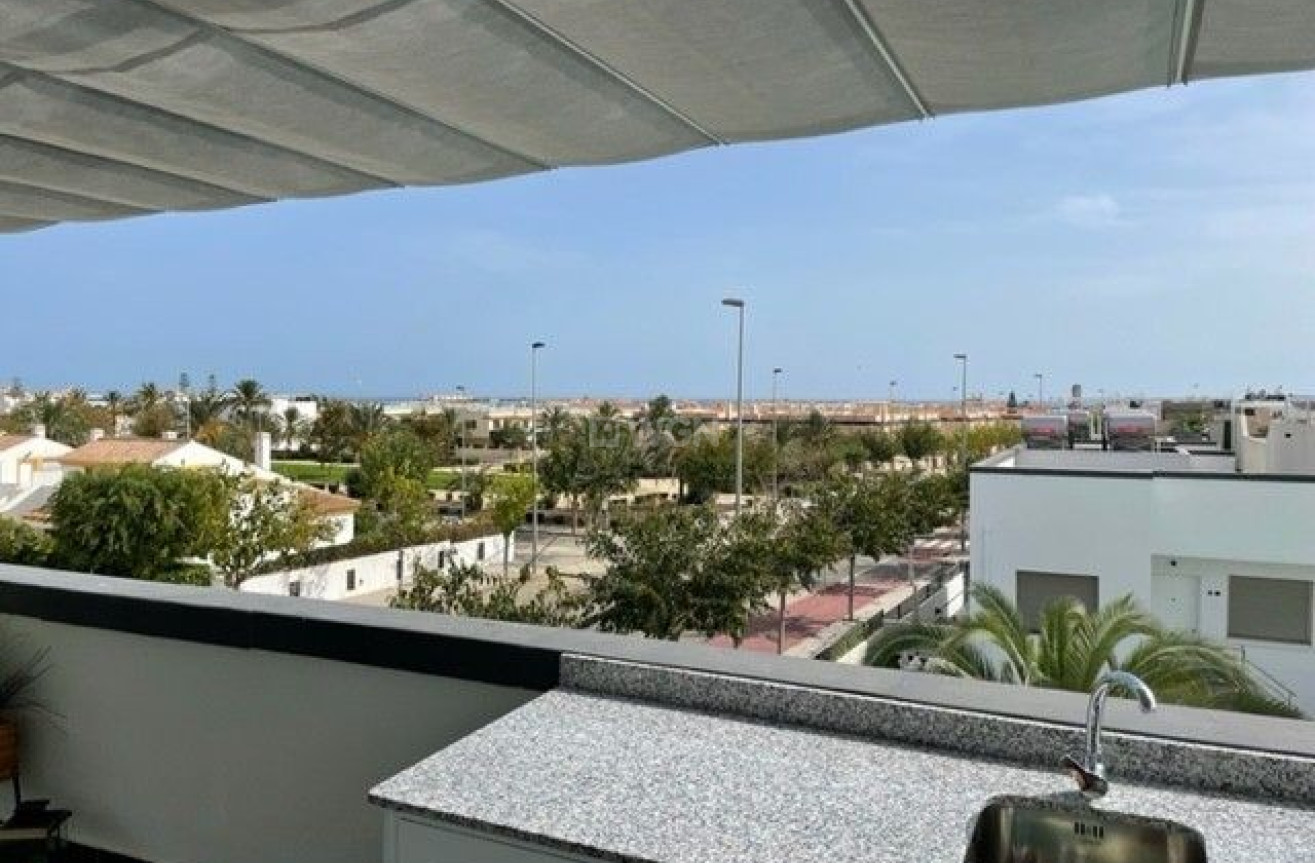 Resale - Apartment / flat - Torre de la Horadada - Costa Blanca