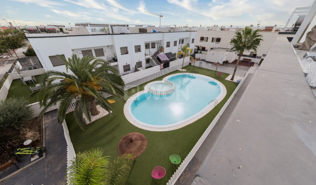 Resale - Apartment / flat - Torre de la Horadada - Costa Blanca