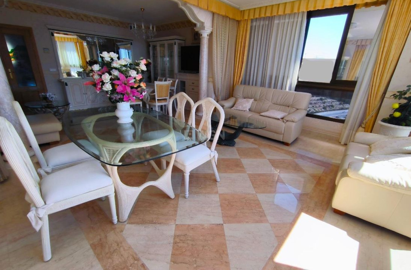 Resale - Apartment / flat - Benidorm - Costa Blanca