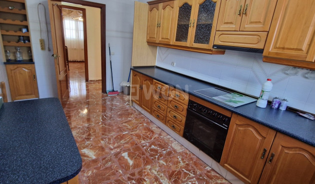 Resale - Villa - Alcaucín - Inland