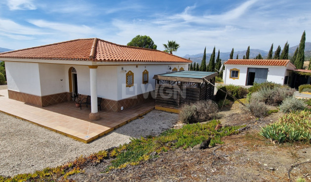 Reventa - Villa - Alcaucín - Inland