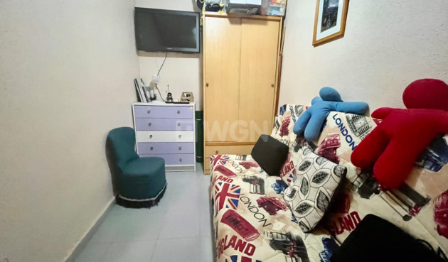 Resale - Apartment / flat - Torrevieja - Playa de los Locos