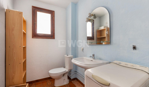 Resale - Apartment / flat - Torrevieja - Acequion