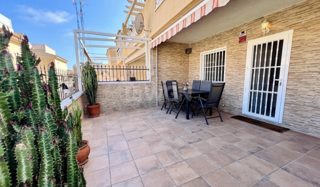 Resale - Apartment / flat - Torrevieja - Torrejón