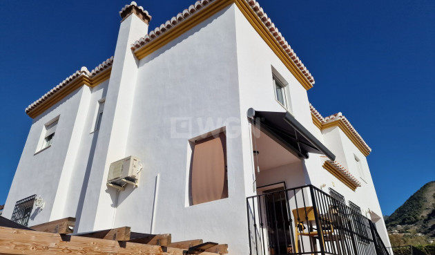 Resale - Townhouse - Alcaucín - Inland