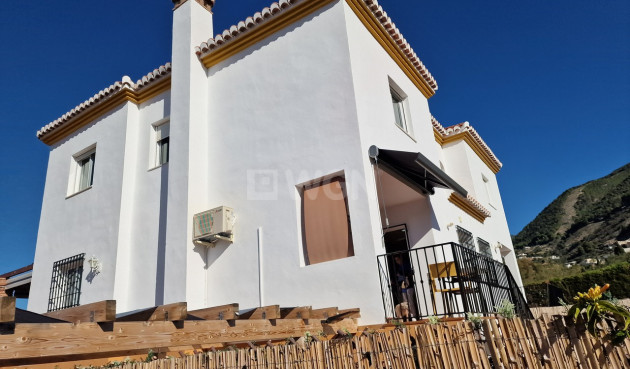 Resale - Townhouse - Alcaucín - Inland