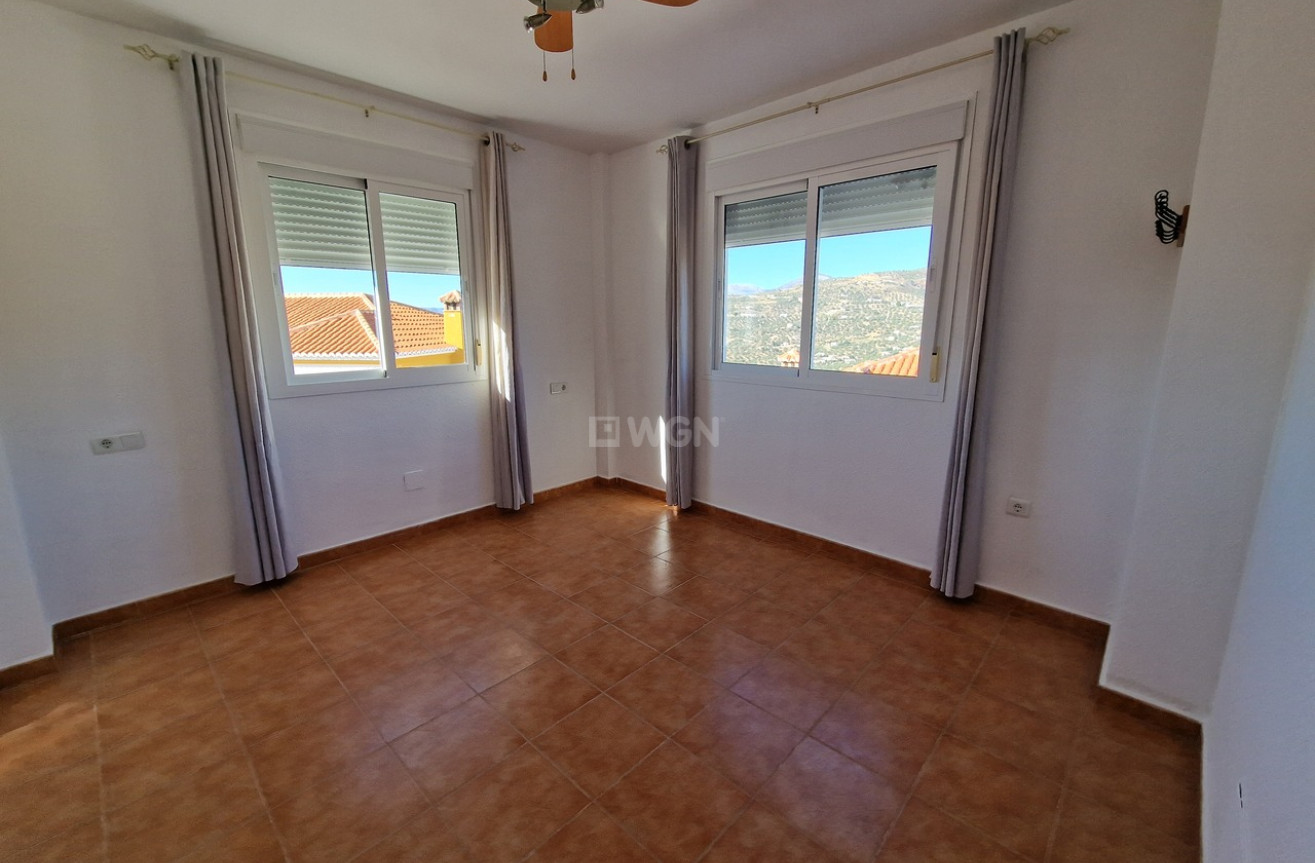 Resale - Townhouse - Alcaucín - Inland