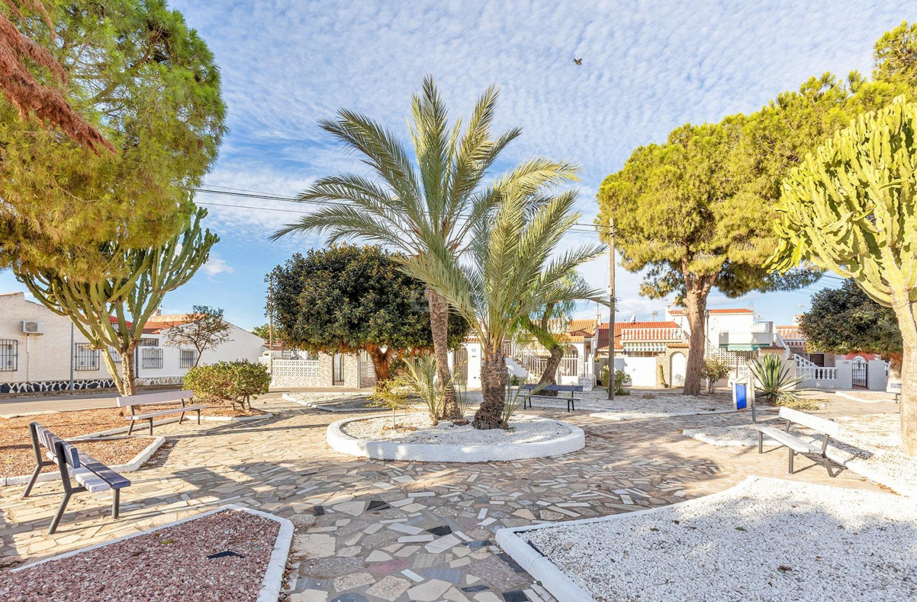 Odsprzedaż - Bungalow - Torrevieja - Torretas