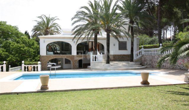 Resale - Villa - Jávea - Costa Blanca