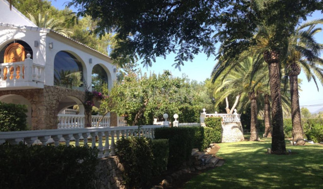 Resale - Villa - Jávea - Costa Blanca