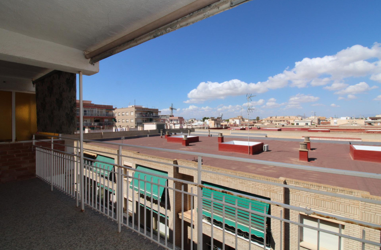 Resale - Penthouse - Lo Pagan - Villananitos