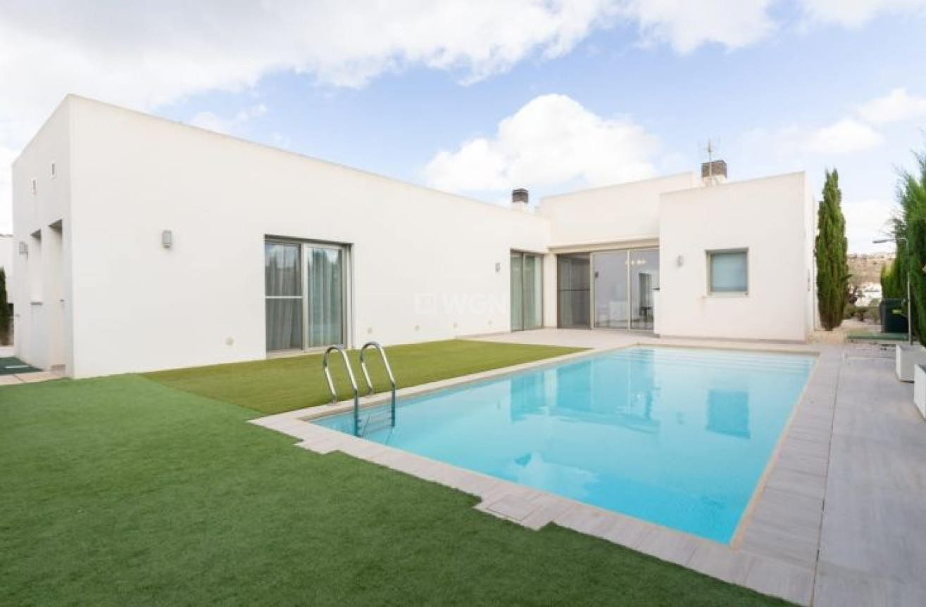 Resale - Villa - Benijofar - Costa Blanca