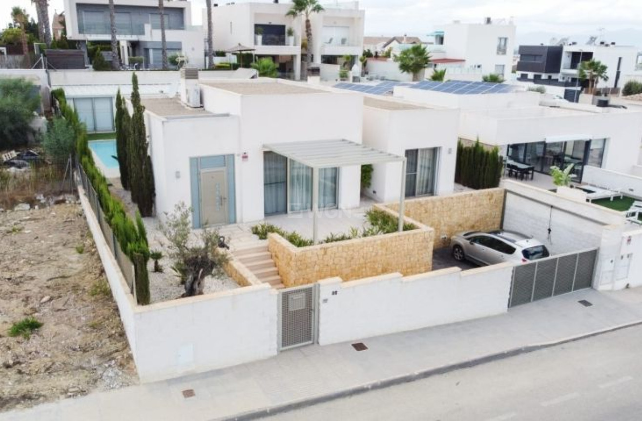 Resale - Villa - Benijofar - Costa Blanca