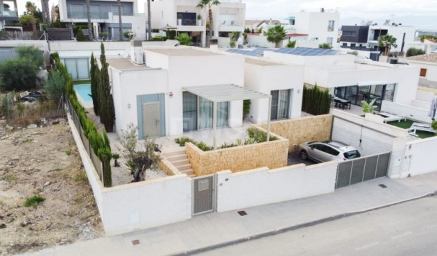 Reventa - Villa - Benijofar - Costa Blanca