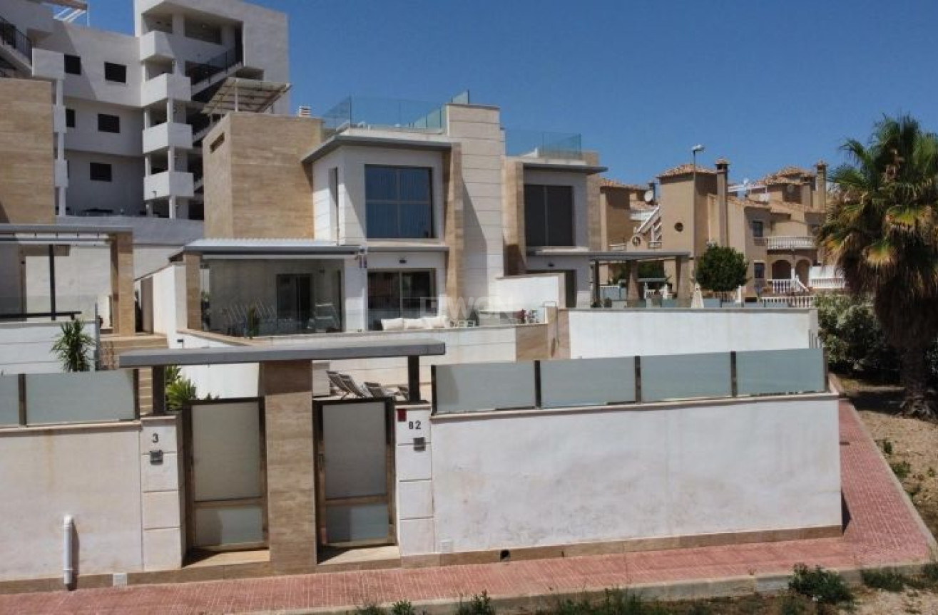 Odsprzedaż - Villa - Orihuela Costa - Costa Blanca