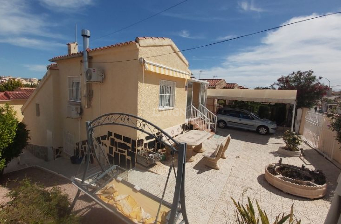 Odsprzedaż - Villa - San Fulgencio - Costa Blanca