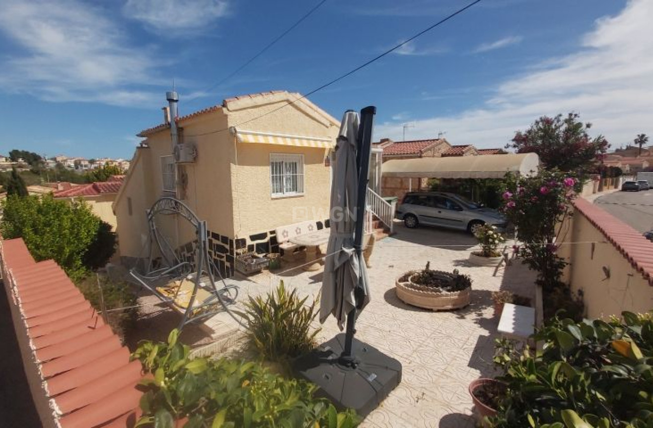 Odsprzedaż - Villa - San Fulgencio - Costa Blanca