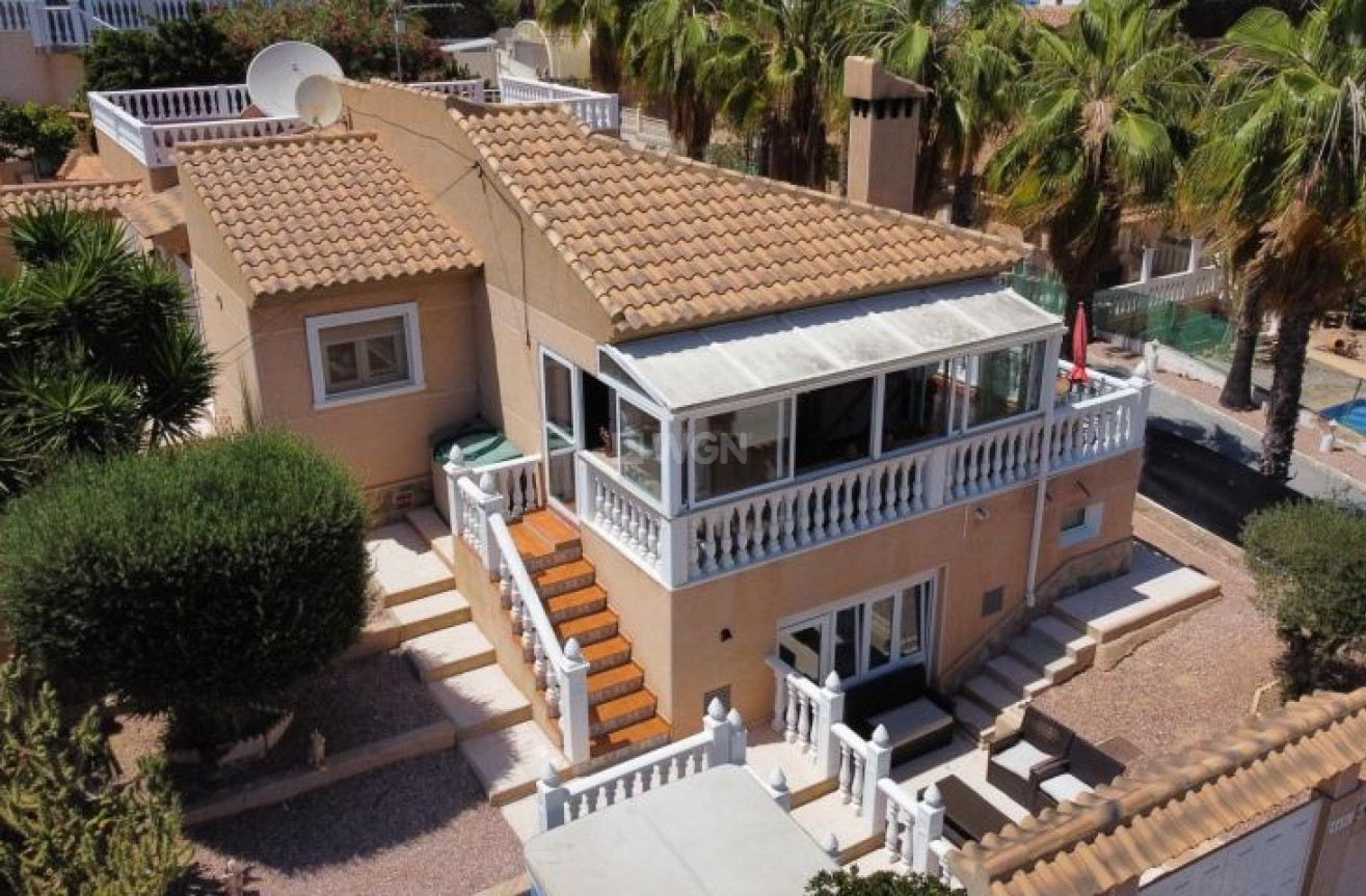 Odsprzedaż - Villa - Torrevieja - Costa Blanca