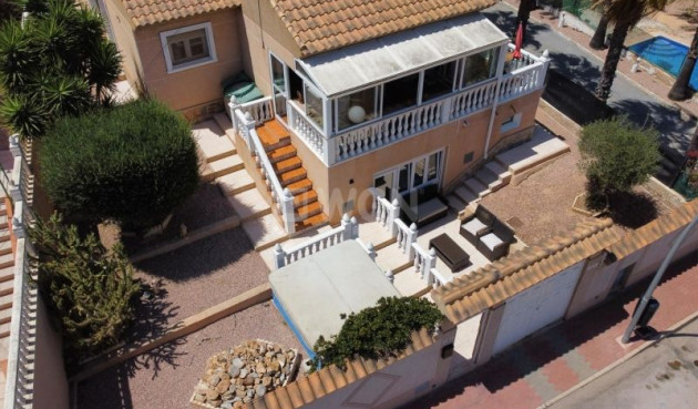 Odsprzedaż - Villa - Torrevieja - Costa Blanca