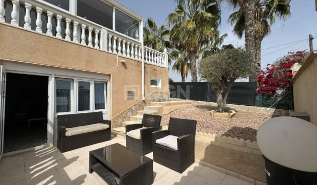 Odsprzedaż - Villa - Torrevieja - Costa Blanca