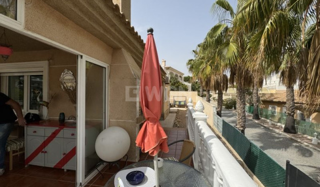 Odsprzedaż - Villa - Torrevieja - Costa Blanca