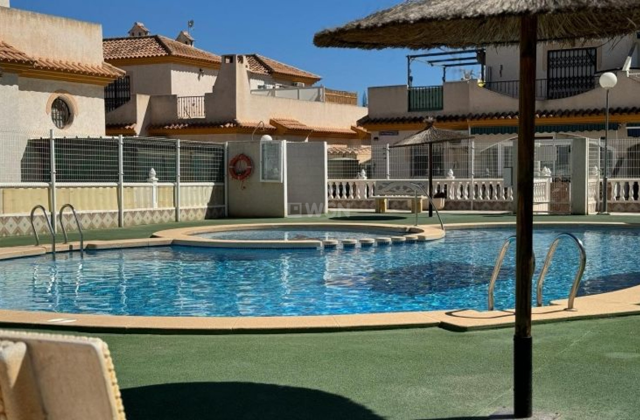 Resale - Villa - Orihuela Costa - Costa Blanca