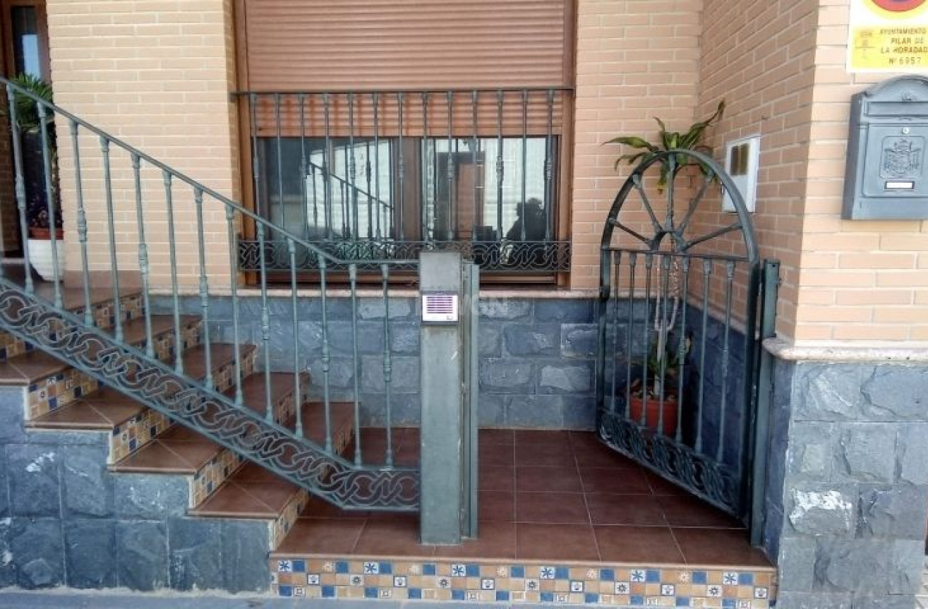 Resale - Villa - Pilar de la Horadada - Costa Blanca