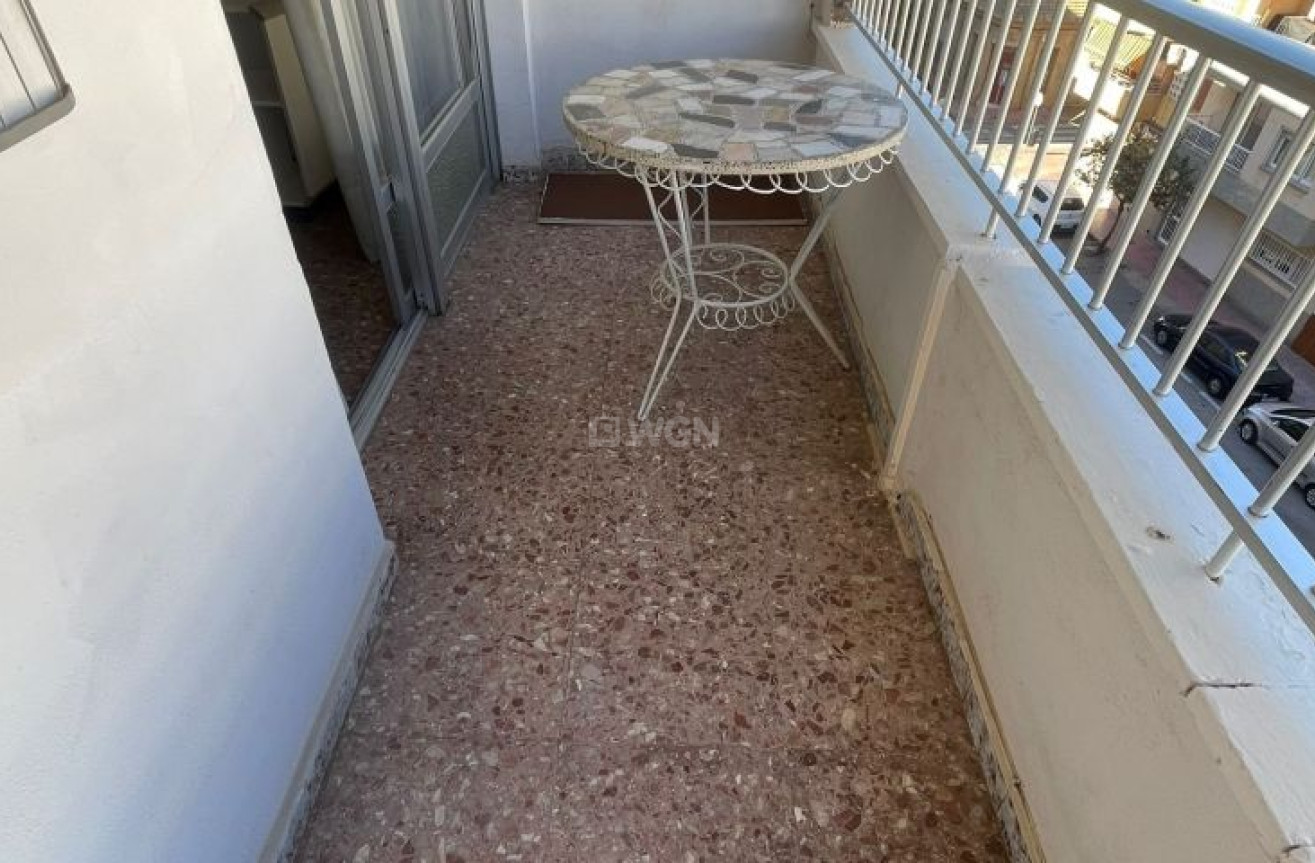 Resale - Apartment / flat - Torrevieja - Costa Blanca