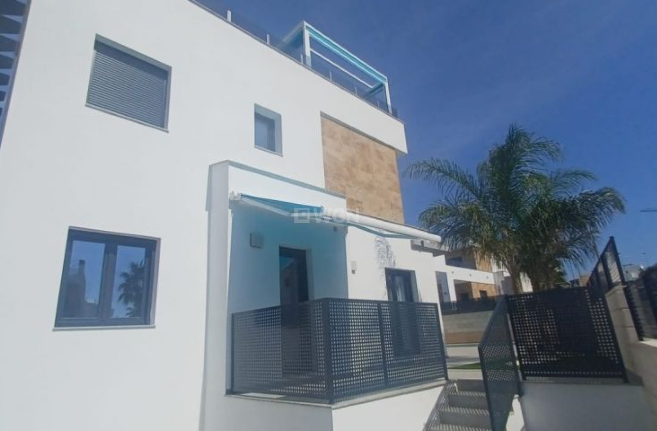 Odsprzedaż - Villa - Benijofar - Costa Blanca