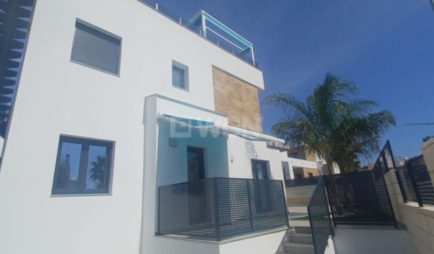 Odsprzedaż - Villa - Benijofar - Costa Blanca