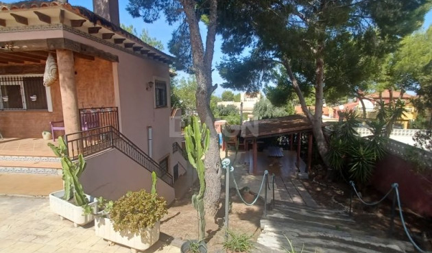 Reventa - Villa - San Miguel de Salinas - Inland