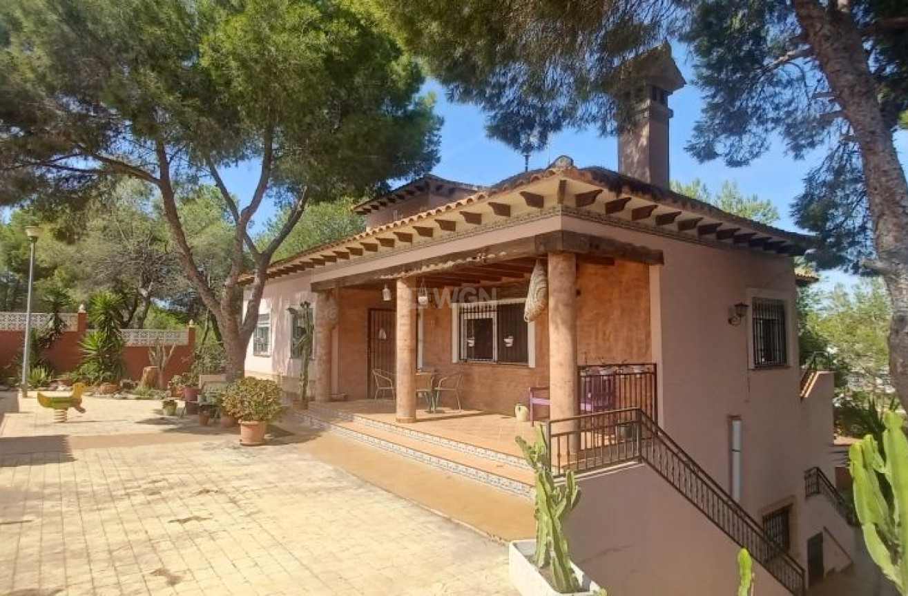 Reventa - Villa - San Miguel de Salinas - Inland