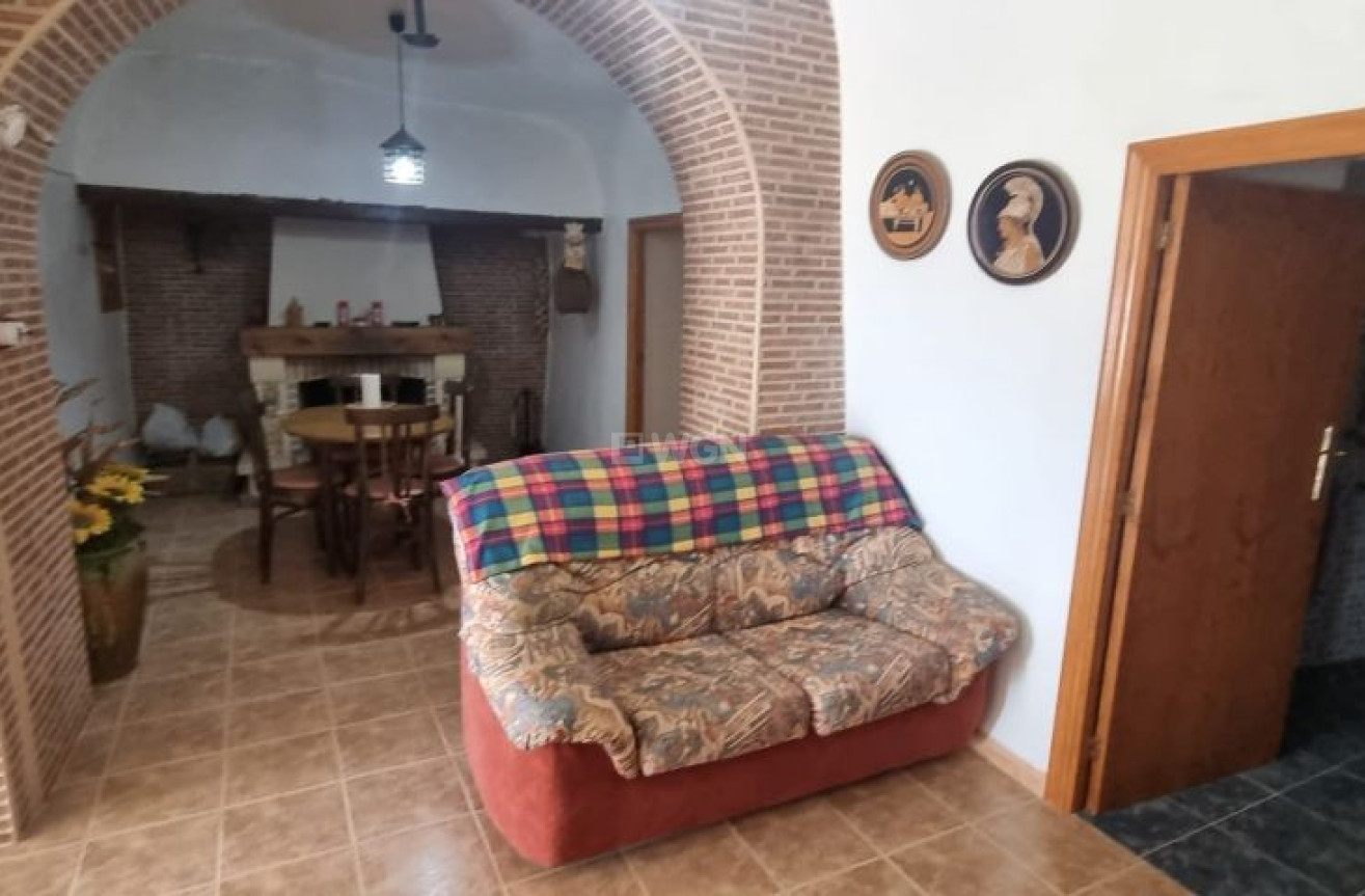 Resale - Country House - Hondón de las Nieves - Inland